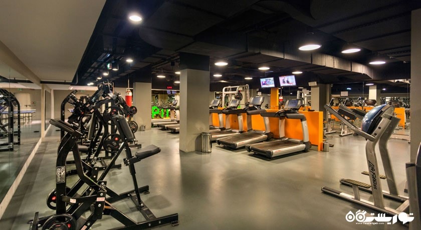 نمای کلی سالن بدنسازی هتل